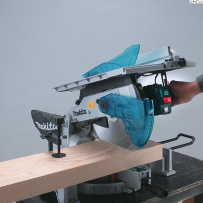 Комбинированная торцовочная пила Makita LH1200FL (LH 1200 FL) - вид 1 миниатюра