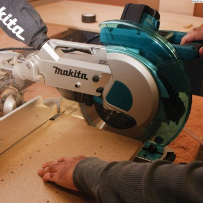 Торцовочная пила Makita LS1016 (LS 1016) - вид 1 миниатюра