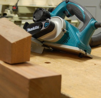 Рубанок Makita KP0800 (KP 0800) - вид 3 миниатюра