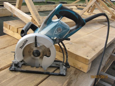 Дисковая пила Makita 5477NB (5477 NB) - вид 2 миниатюра