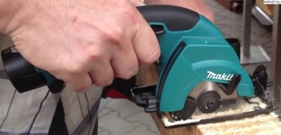 Аккумуляторная дисковая пила Makita HS300DZ (HS 300 DZ) - вид 2 миниатюра