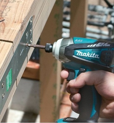 Аккумуляторный ударный шуруповерт Makita BTD133RFE (BTD 133 RFE) - вид 1 миниатюра