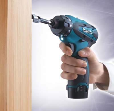 Аккумуляторный шуруповерт Makita DF030DWE (DF 030 DWE) - вид 1 миниатюра