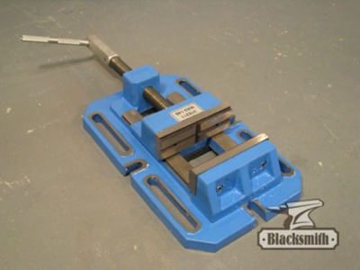 Станочные тиски неповоротные Blacksmith WA3-140 - вид 2 миниатюра